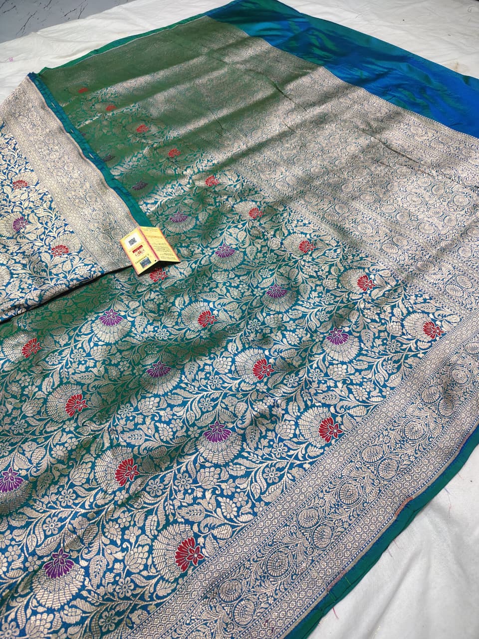 ✨ Elegant Teal Green Banarasi Silk Saree ✨